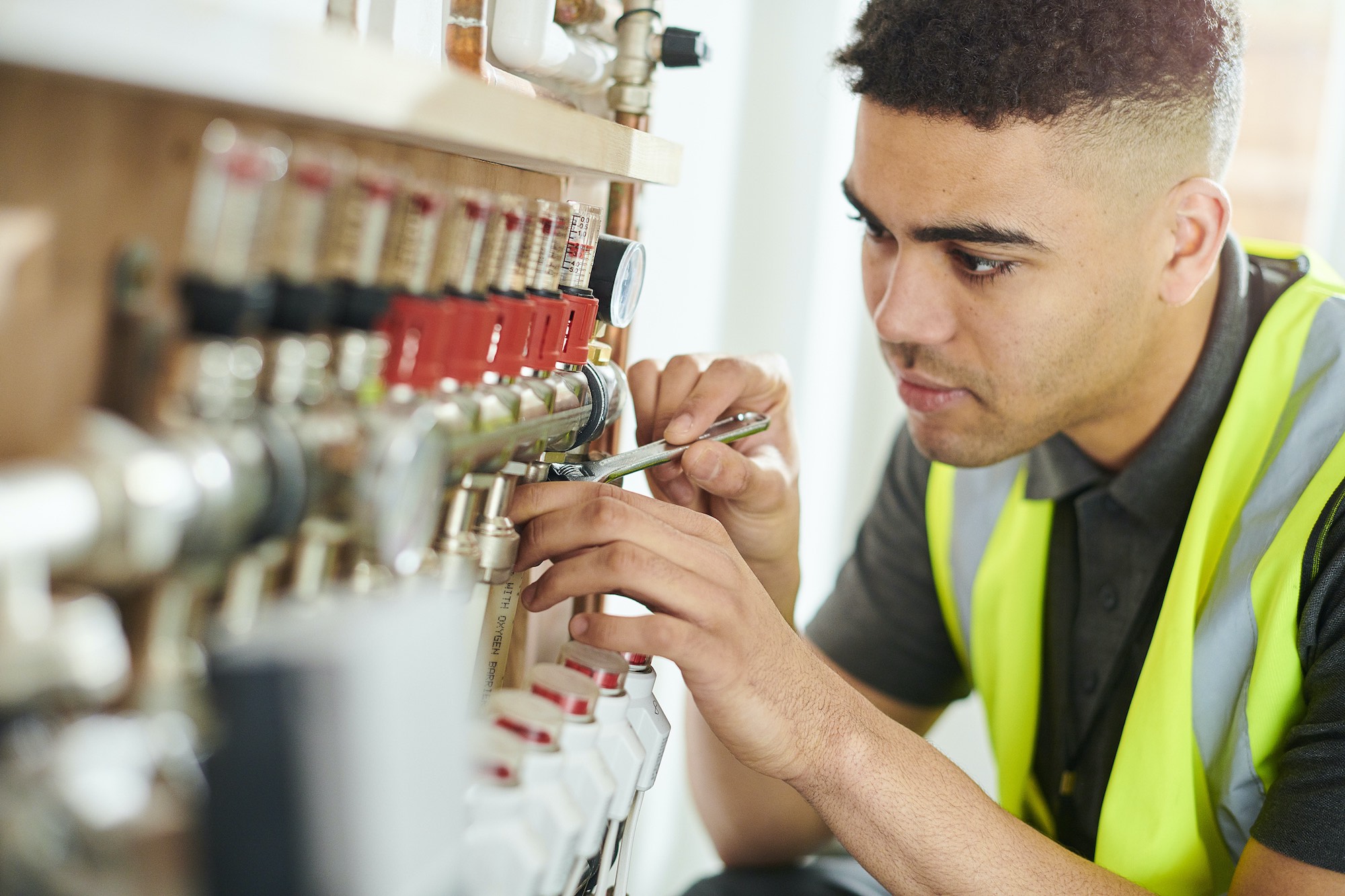 Man installs heating system